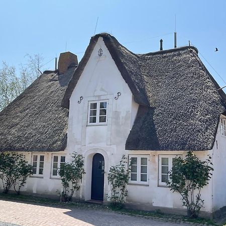 شقة Kapitaenshaus Von 1712 - Neu Saniert نيبلوم المظهر الخارجي الصورة